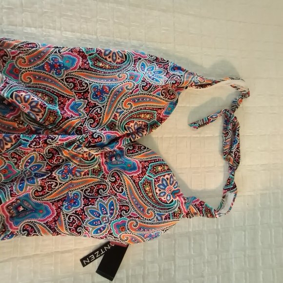 Jantzen Paisley halter top size 16 swimsuit - Picture 4 of 4